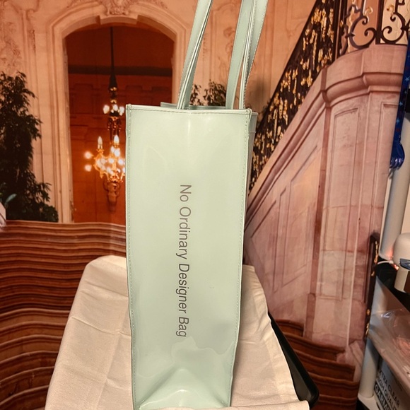 Ted Baker Bow Vinyl Tote Shopping Bag, Large, Great Condition, Sturdy, 14x14x4 - Picture 2 of 10